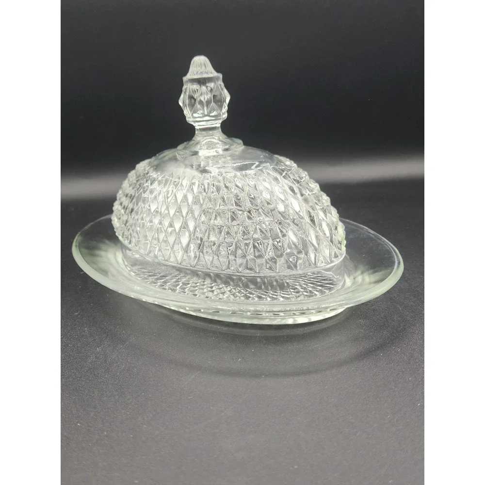 Vintage Indiana Glass‎ Diamond Point Oval Covered Butter Dish Clear Domed Lid